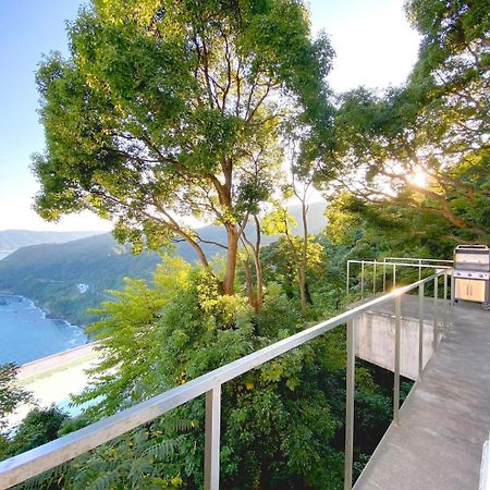 White House Atami Villa Atami  Eksteriør billede